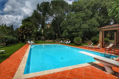 Bellissimo cottage con piscina a Sinalunga