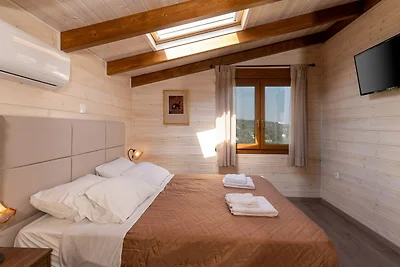 Villa mit 2 Schlafzimmern in Maroulas