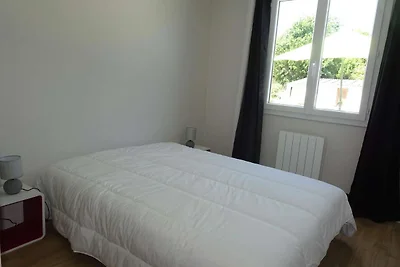 Komfortabler Bungalow, Rosa Granitküste