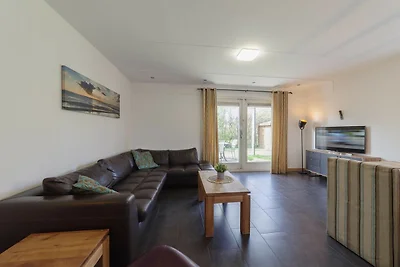 Schönes Ferienhaus in Strandnähe