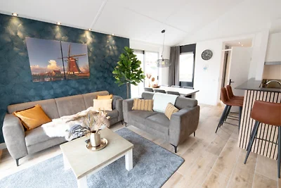 Wellness-Bungalow mit Whirlpool und Sauna