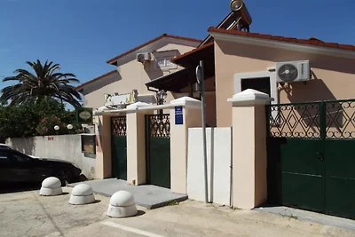 Mediterraneo Goga Apartments - Studio Apartme...