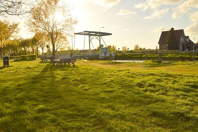 Vrijstaand vakantiehuis met omheinde tuin