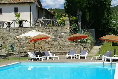 Großzügiges Ferienhaus auf dem Land in Città ...