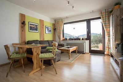 Klein appartement nabij Winterberg met terras