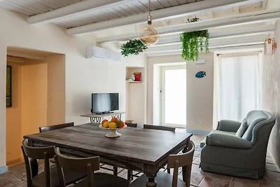 Wohnung in Siracusa mit Terrasse