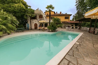 Spaziosa casa vacanze con piscina a Terranuov...