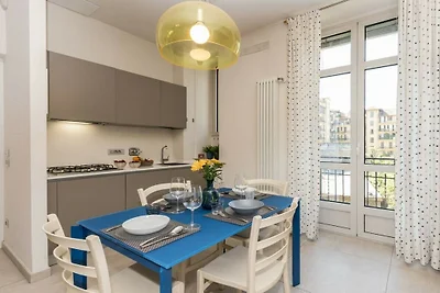 Wohnung in Torino mit Balkon und Parken