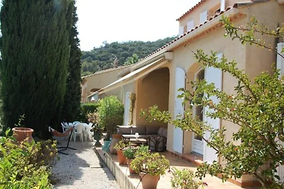 Villa in Cavalière mit Pool und Meerblick