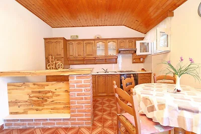 Apartments Peselj-One Bedroom Apartment with ...