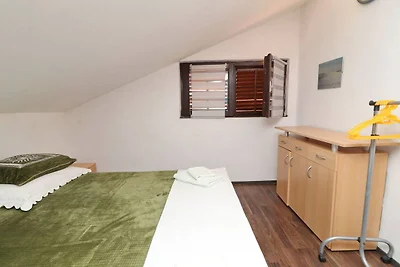 Apartments Karbuni By The Sea - One Bedroom a...