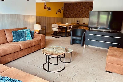 Ruim huis in Moulin du Ruy met sauna en overd...