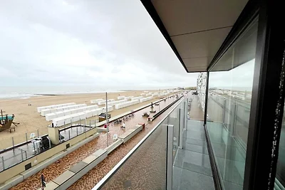 Hoekappartement te Wenduine met balkon