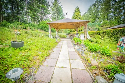 Chalet in Rendeux mit Garten