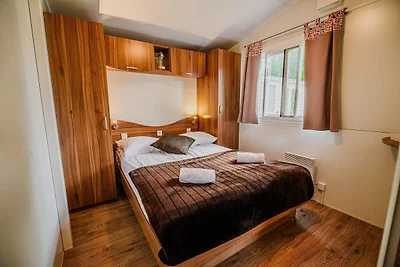 Three Bedroom Mobile Home with Lake View (own...