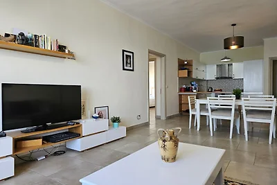 Stijlvol appartement met 2 slaapkamers in...