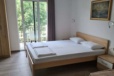 Villa Ponto - Studio Apartment With Terrace...