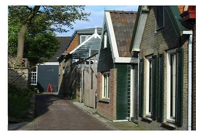 Ferienhaus in Stavoren mit Schwimmbecken