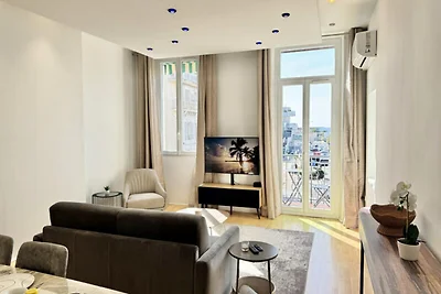 Apartment in Cannes mit Blick auf den Hafen