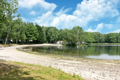 Gemütliches Ferienhaus in Lanaken in einer wa...