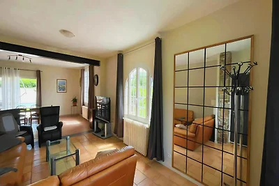 Villa in St Denis mit Pool und Blick auf die...