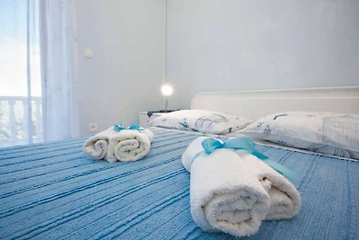 Mooi appartement vlakbij het strand van Rtić