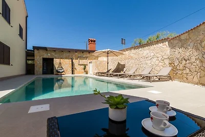 Villa Miromar – Komfortable Ferienresidenz