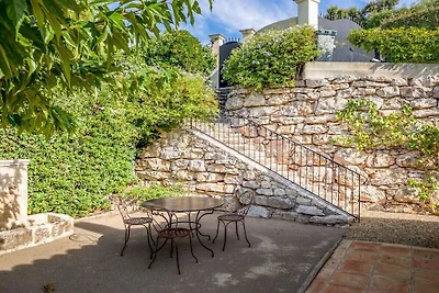 Villa in Les Issambres mit Schwimmbecken