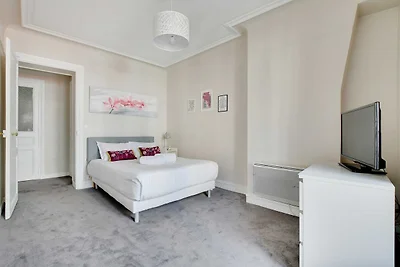 Helle Wohnung - 2BR-4P - Belleville