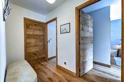 Apartment in Town Centre with Balcony