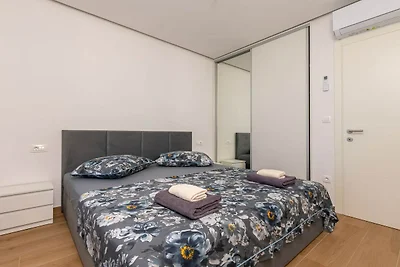 Apartments Hope (Dugi Rat)