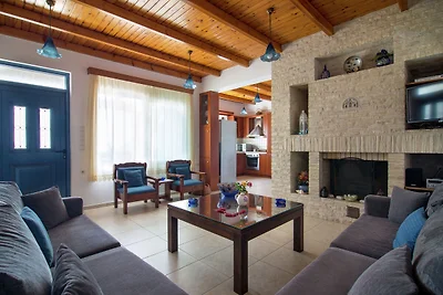 Villa in Lefkogia auf Kreta mit Swimmingpool