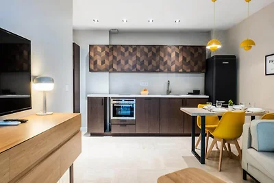 3-Zimmer-Wohnung im Stadtzentrum mit Garten, ...