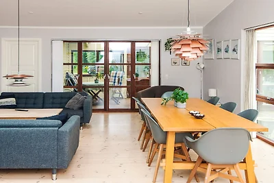 8 osob apartament w Knebel