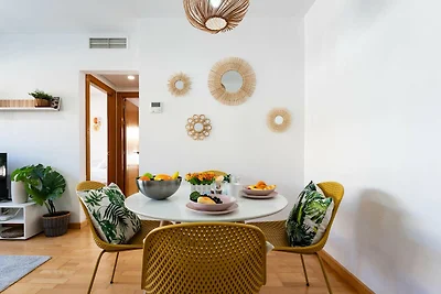 Stadtwohnung für 4 mit Parkplatz, Malaga