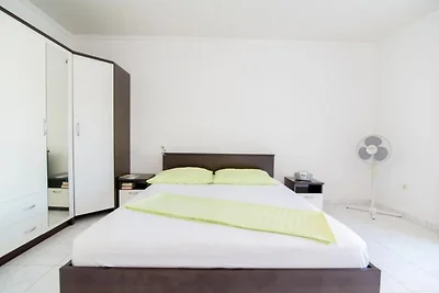 Appartamento monolocale con terrazzo vista...