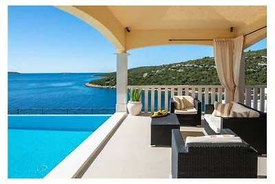 Villa Vese Vitez mit beheiztem Pool