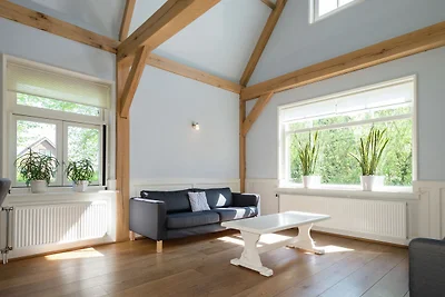 Geräumiges Bauernhaus in waldreicher Umgebung