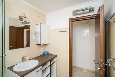 Villa Samba - Two-Bedroom Apartment with Terr...