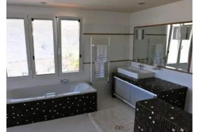 Villa in Soldano mit Schwimmbecken