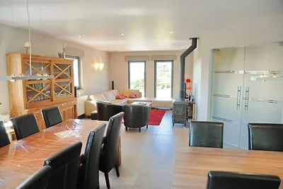 Vakantiehuis in Noiseux met tuin
