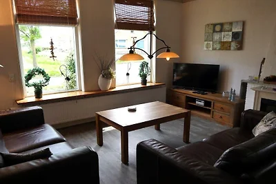Ferienhaus in wierum mit Schwimmbecken