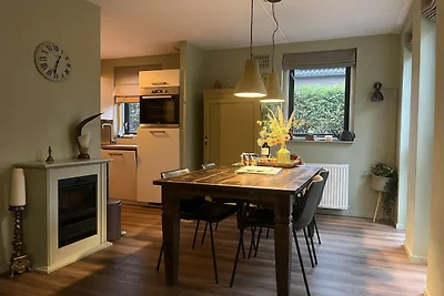 Gemütlicher Waldbungalow für 6 Personen