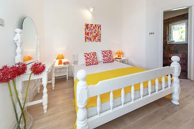 Pittoresca villa con piscina privata in...