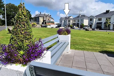 Haus in Spiddal nahe An Trá Mhór Strand