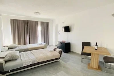 Villa Brazza - Two Bedroom Apartment with Sea...
