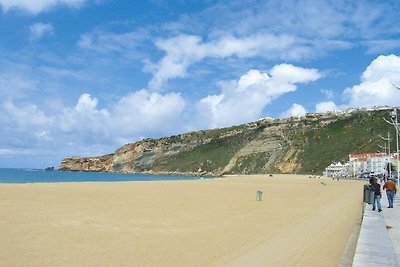 Casa vacanze con terrazza a Nazaré-precedente...