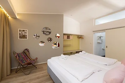 Little Suite Apartment 6