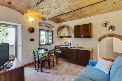 Attractive Holiday Home in Volterra with Swim...