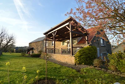 Moderna casa vacanze sui prati